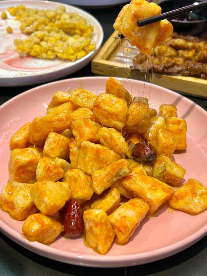 嘉兴餐饮业的美食新篇章：小巷深处寻味道